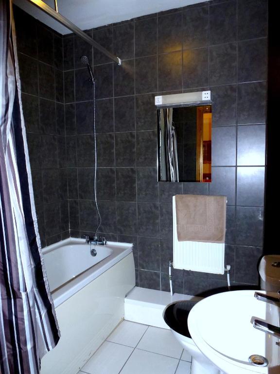 Riverside Hotel Colchester Ruang foto